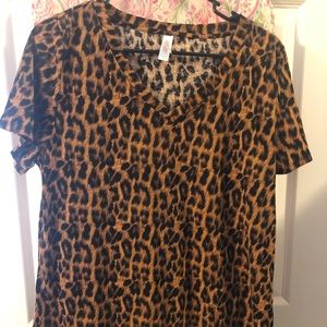 LuLaRoe short sleeve shirt
